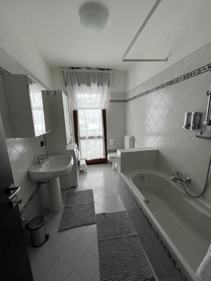 Casa Palmi - Appartamento In Villa Aosta Esterno foto