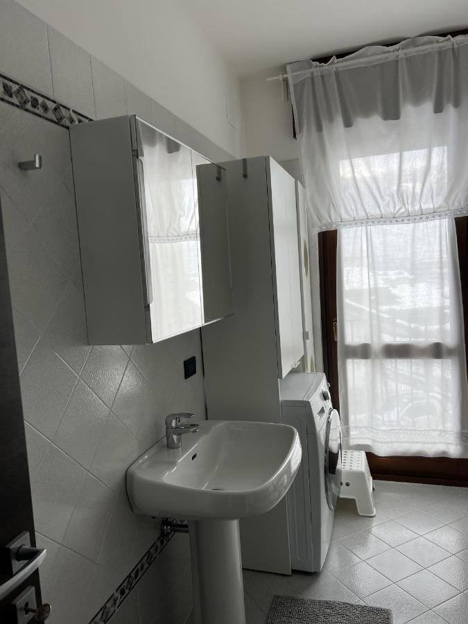 Casa Palmi - Appartamento In Villa Aosta Esterno foto
